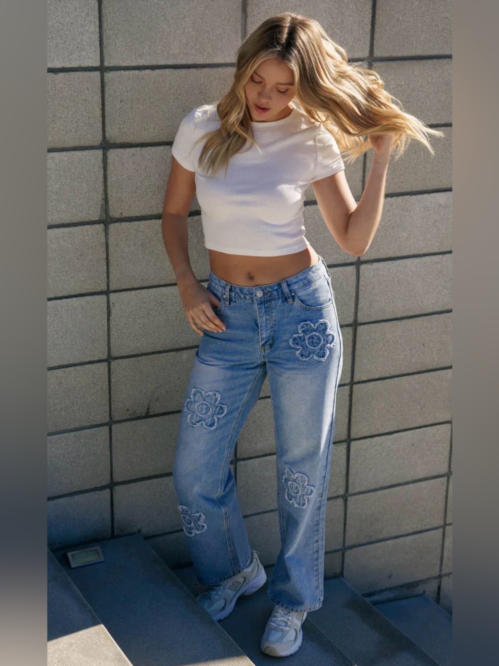 Cali 1850-Daisy Patch Low Rise Wide
Leg Jeans 7/28